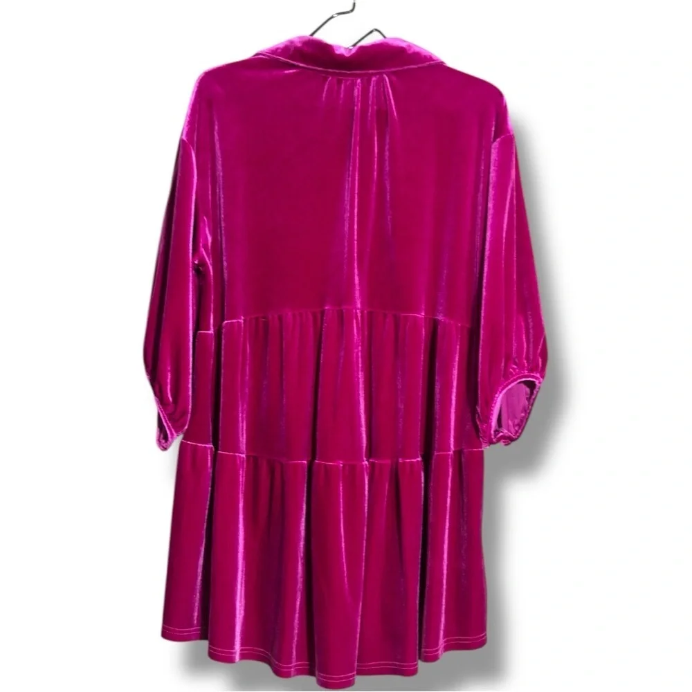 Chic Fuchsia Button-Front Velvet 3/4 Balloon Sleeves Tiered Collared Tunic Top